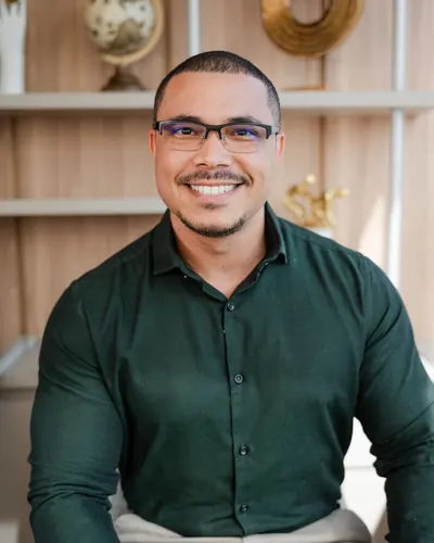 Dr. Daniel Merencio, Médico — Atuação em Psiquiatria